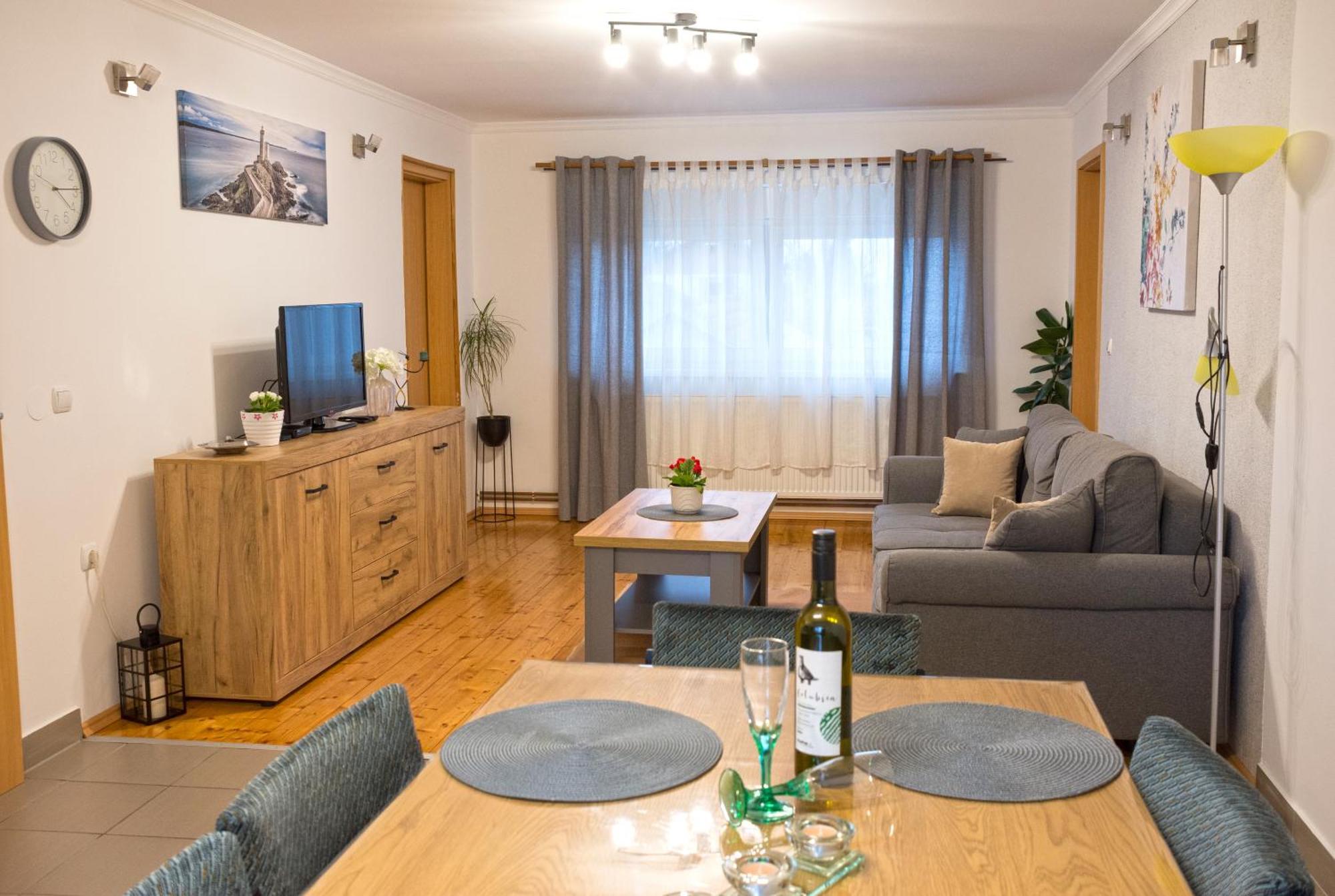 Vesna Apartment Vukovar Bagian luar foto